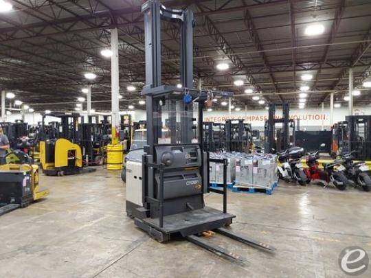 2021 Crown SP3530-30 Electric Order Picker - 123Forklift
