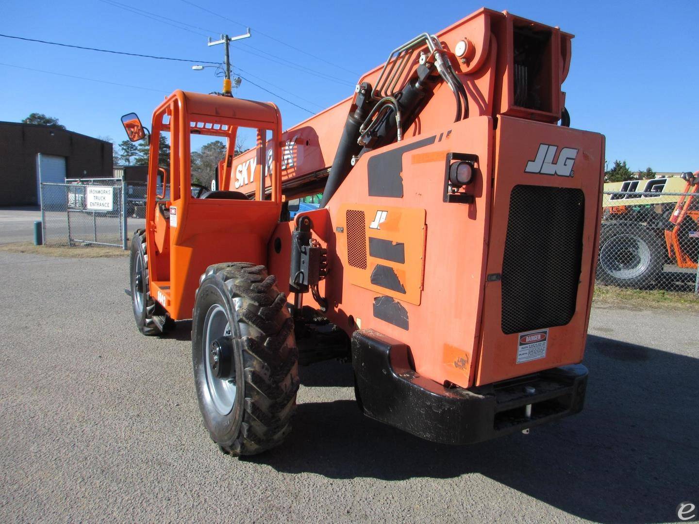 2016 Skytrak 8042 Diesel Telehandlers - 123Forklift