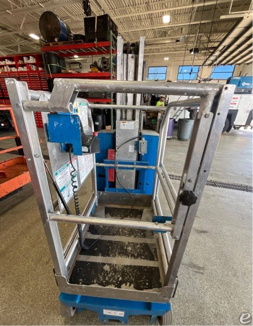 2015 Genie GR12