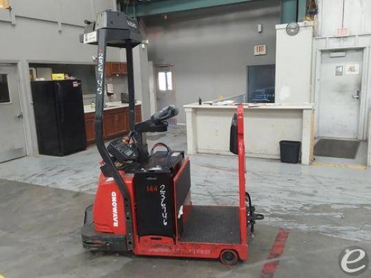 2017 Raymond 3020