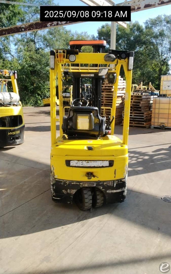 2017 Hyster J40XNT