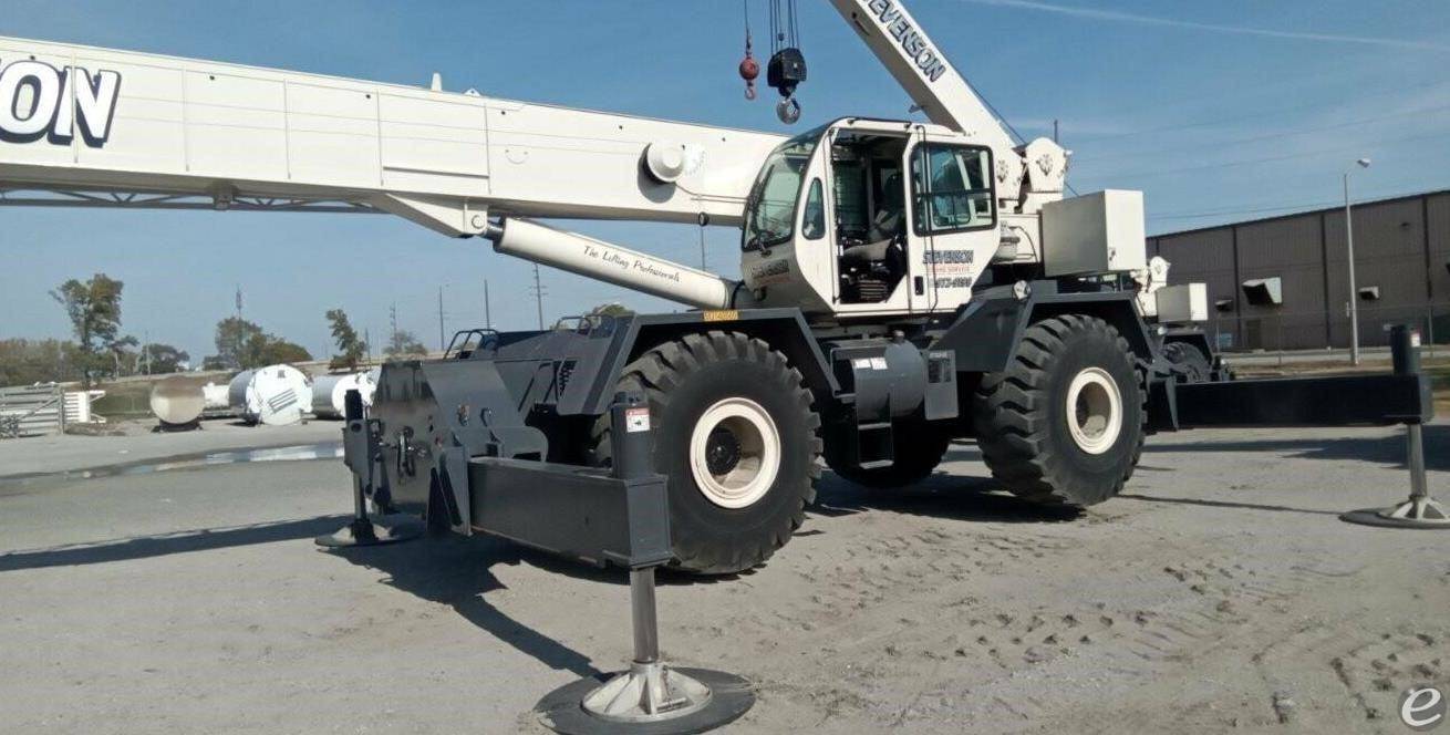 2009 Terex RT665