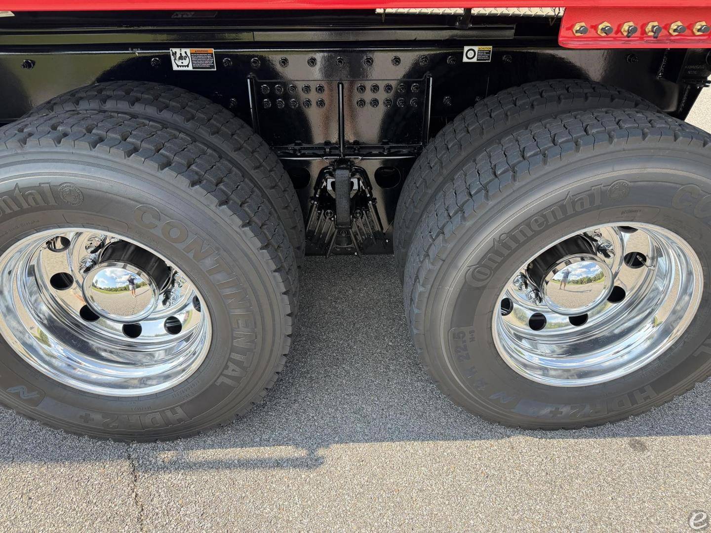 2027 Peterbilt 567