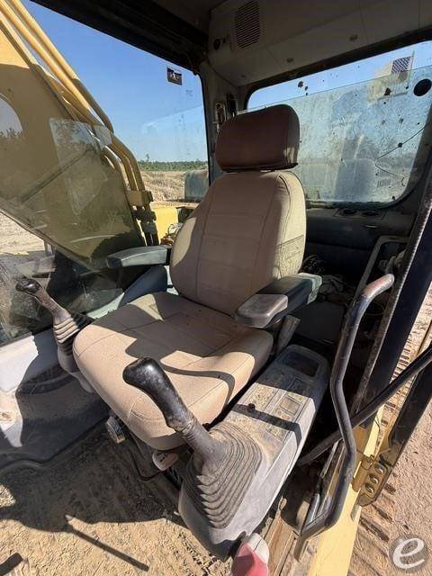 2007 Komatsu PC300 LC-7E0