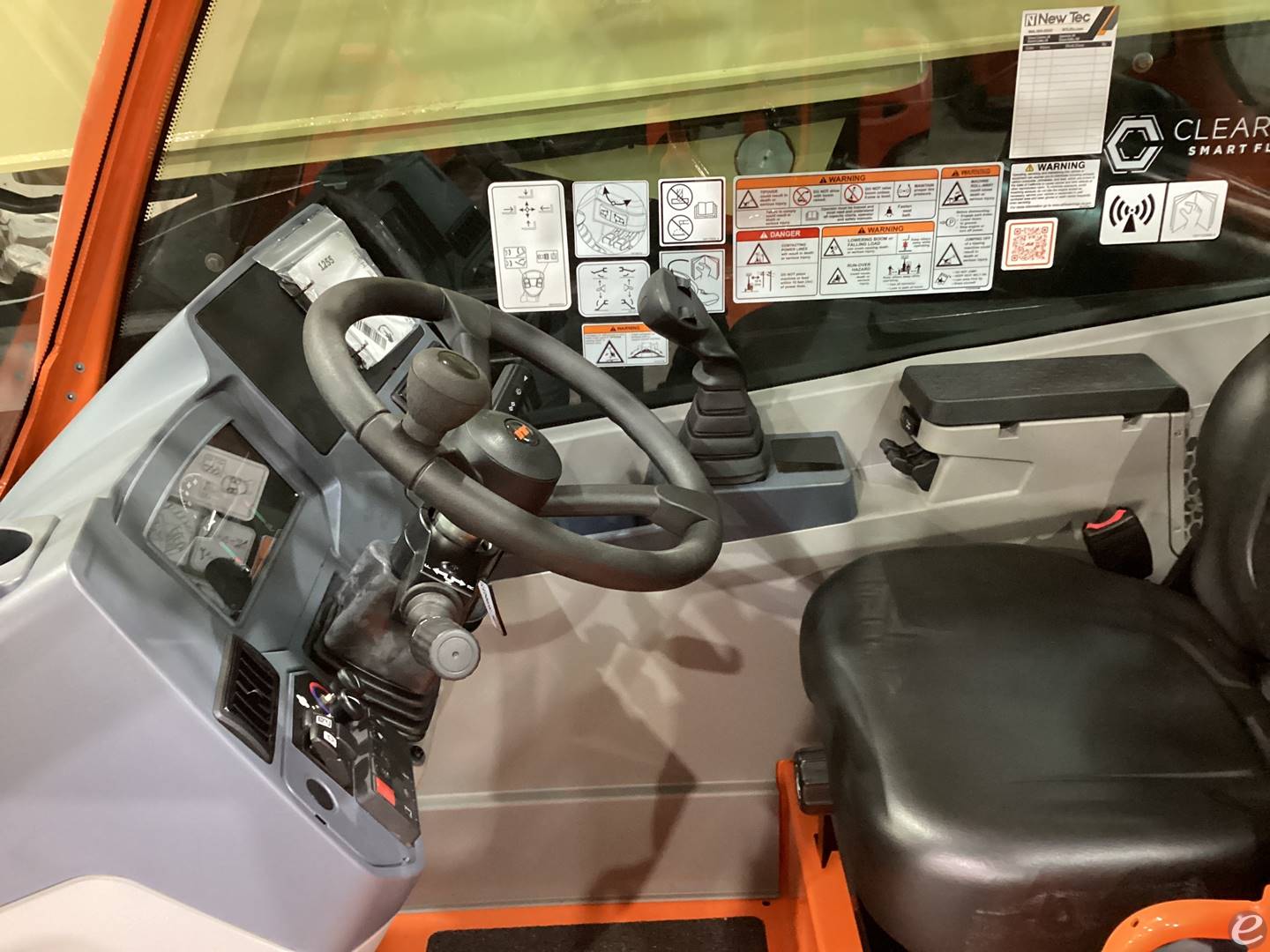 2026 JLG 1255