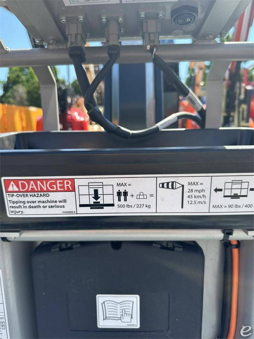 2024 Manitou AETJ49