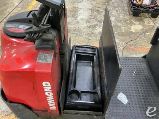 2020 Raymond 8510