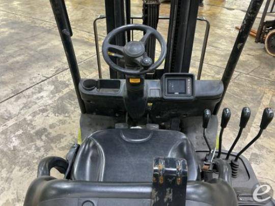 2022 Clark S25CL