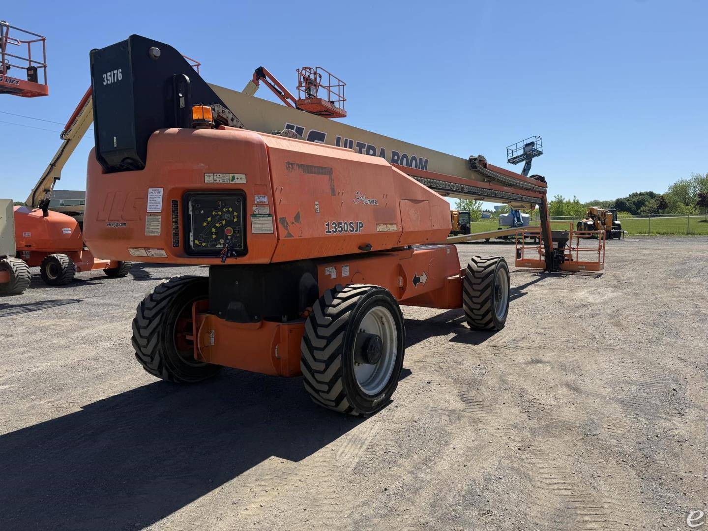 2008 JLG 1350SJP