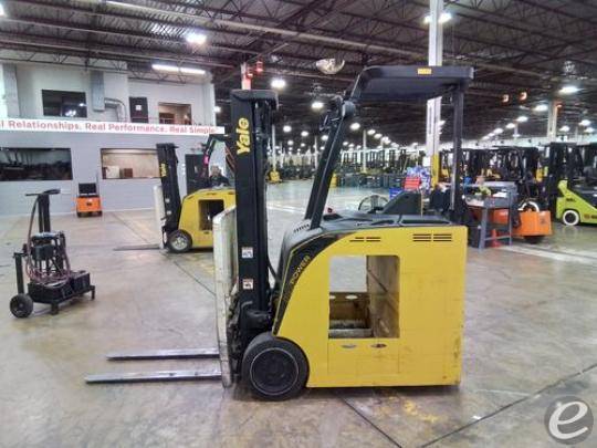 2015 Yale ESC030 Electric Forklift - 123Forklift