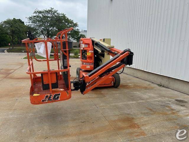 2014 JLG E300AJP