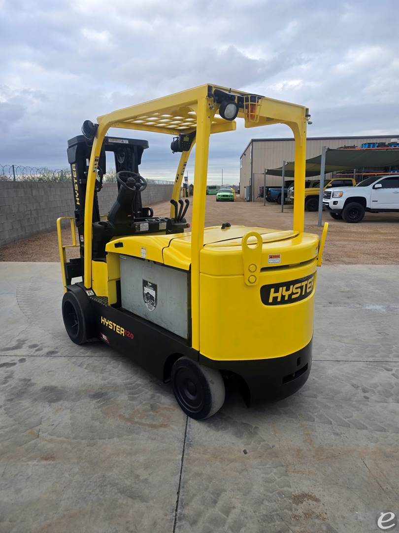 2013 Hyster E120XN