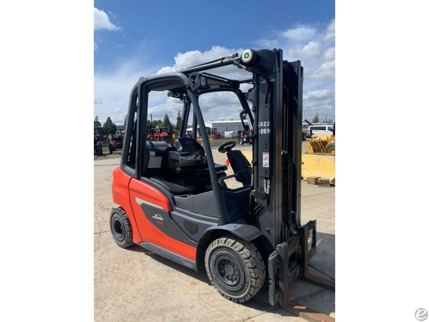 2022 Linde H25T