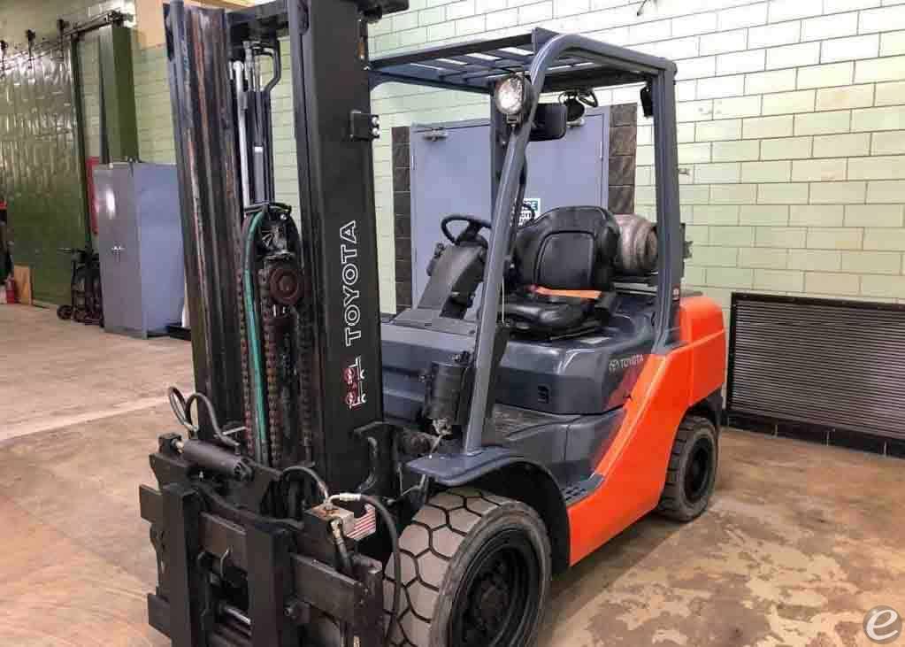 2018 Toyota 8FGU32