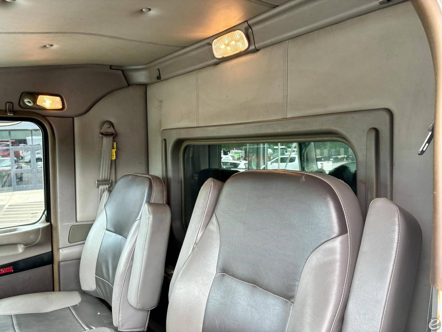 2012 Kenworth T440