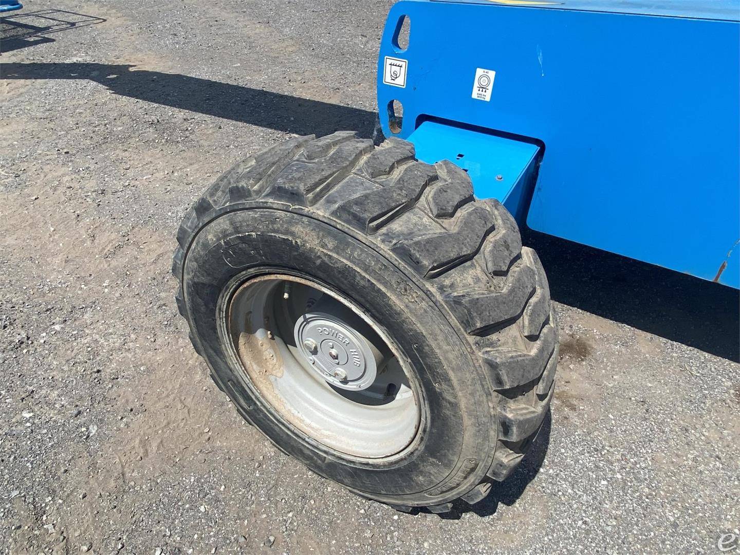 2012 Genie S45