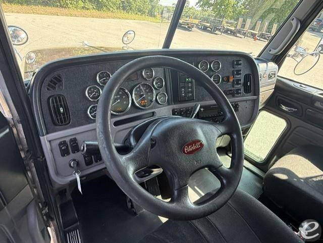 2019 Peterbilt 365