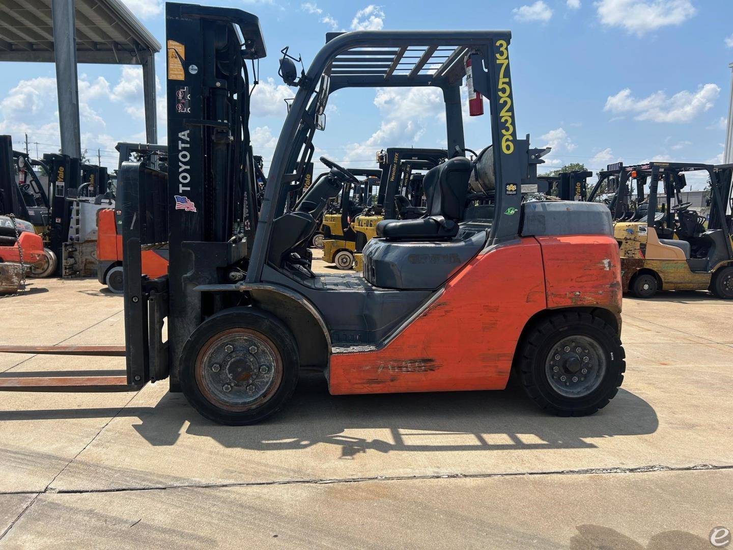 2015 Toyota 8FG35U LP Gas Forklift