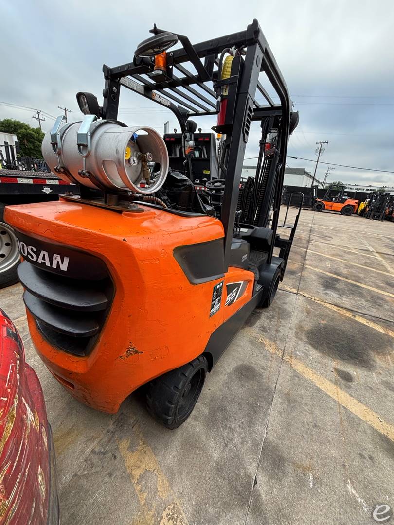 2019 Doosan GC55C-9