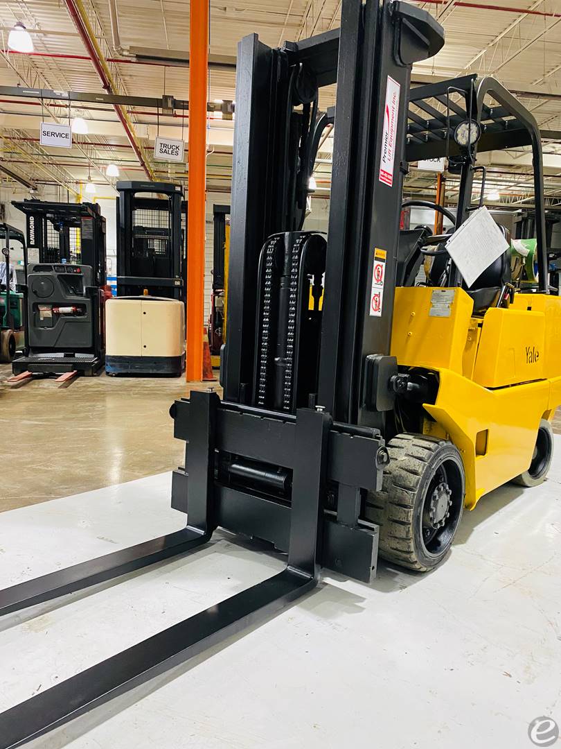  Yale GLC080LCNSBE085 LP Gas Forklift - 123Forklift