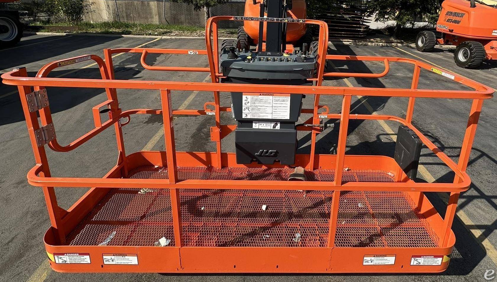 2014 JLG 600AJ
