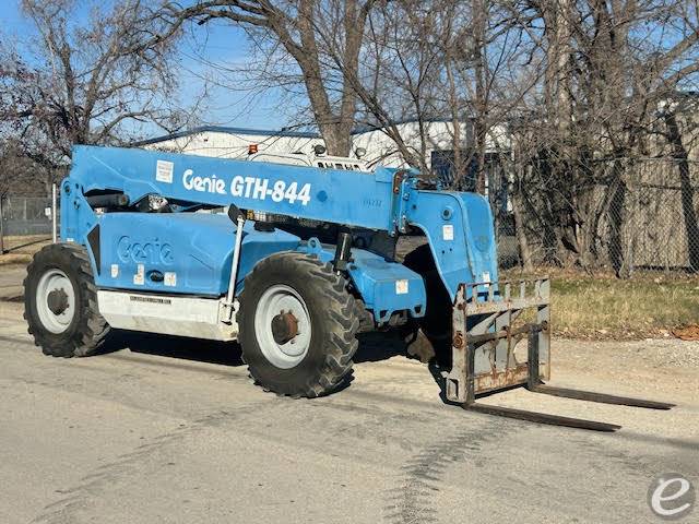 2013 Genie GTH-844