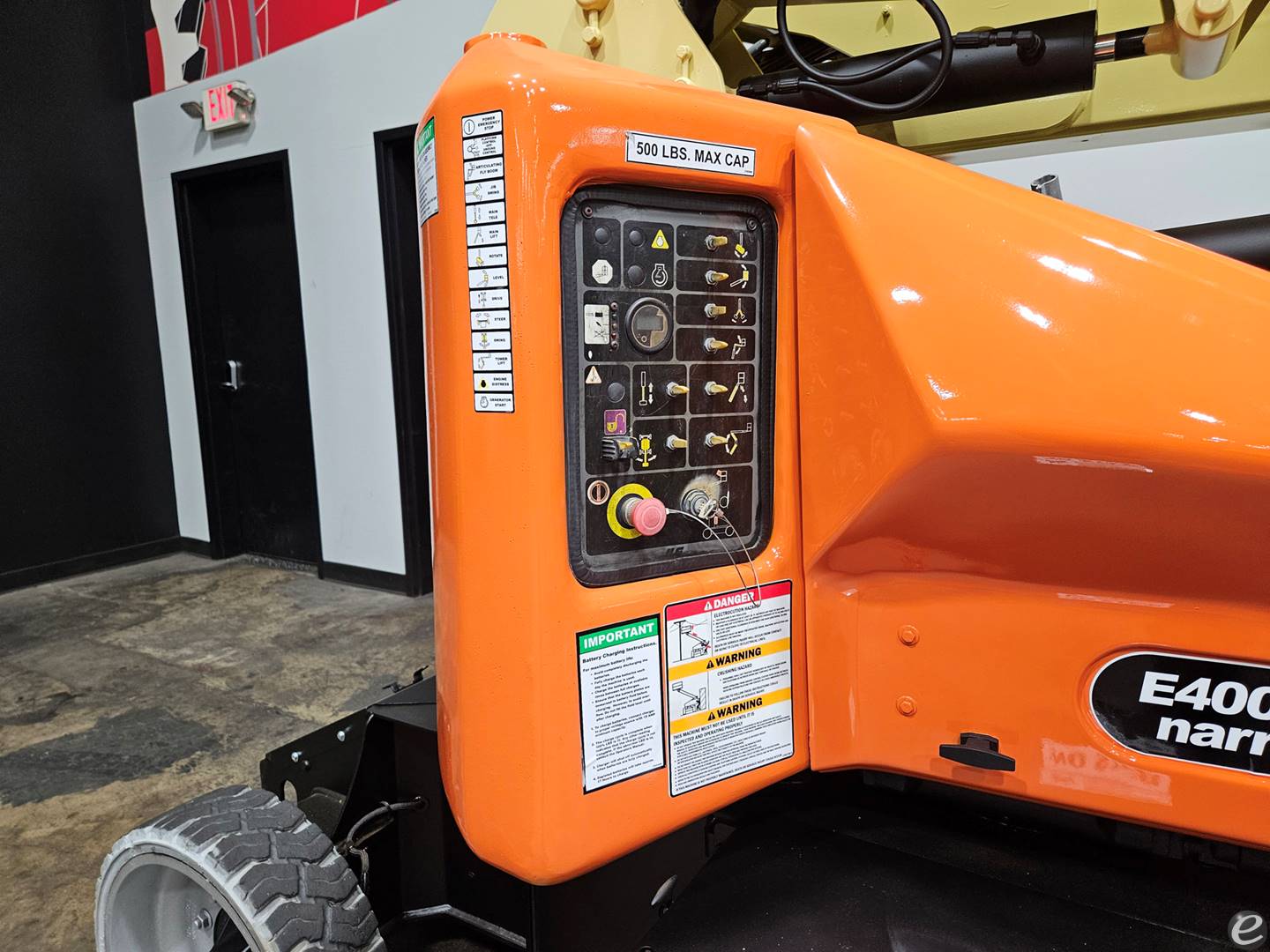 2015 JLG E400AJPN
