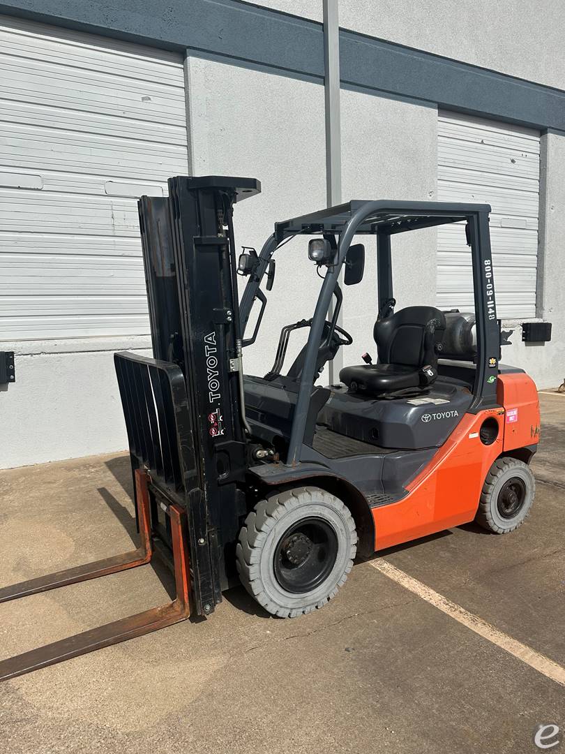 2016 Toyota 8FGU25 LP Gas Forklift