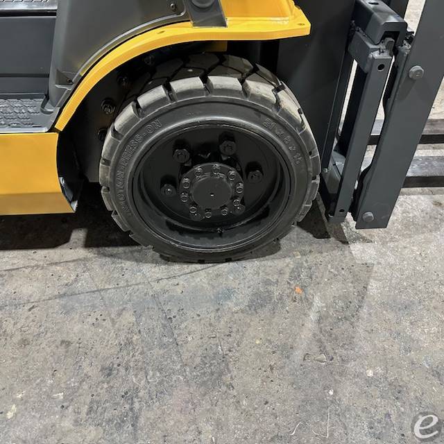 2020 Cat 2C6000