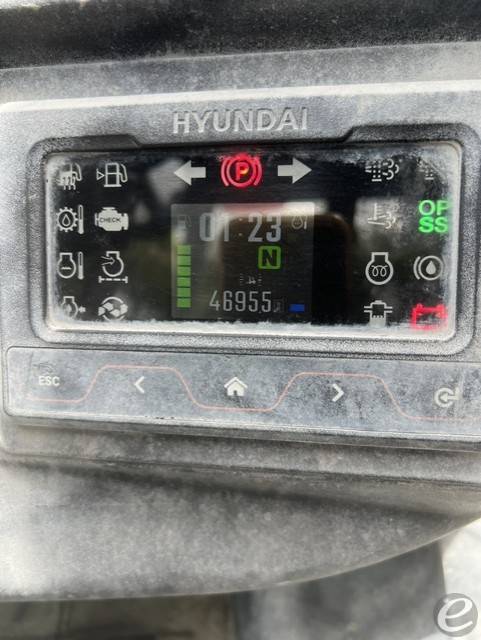2025 Hyundai 25D-9V