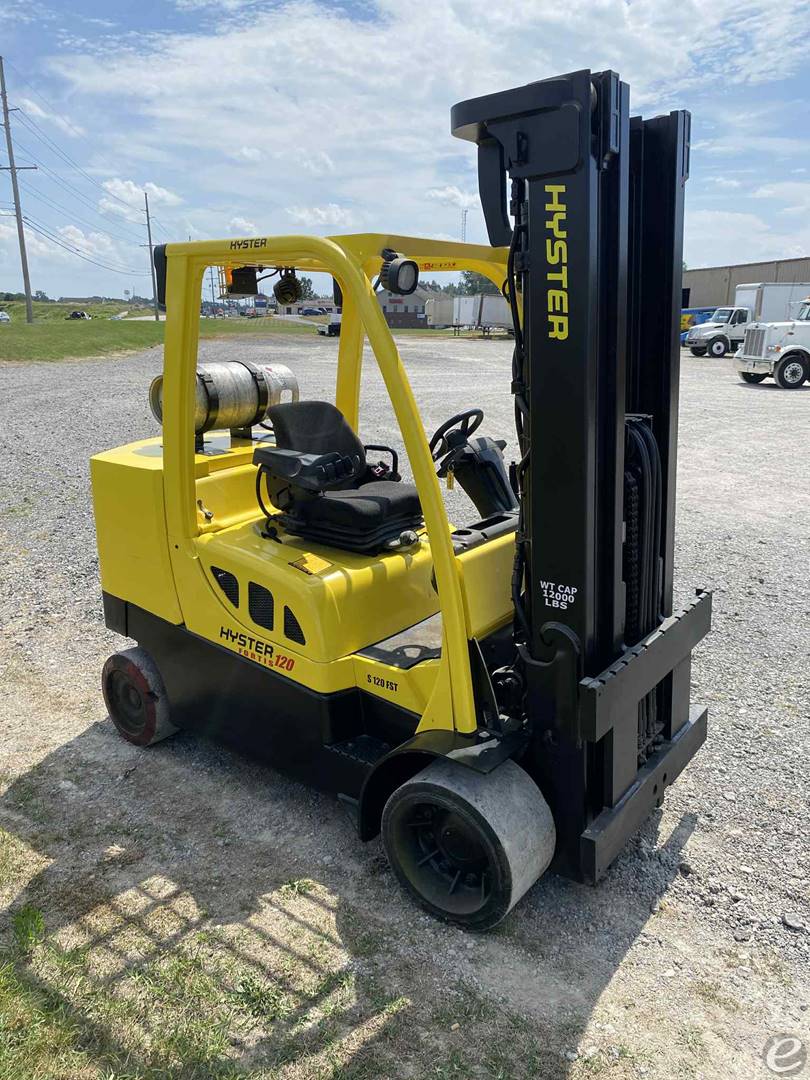2010 Hyster S120FT