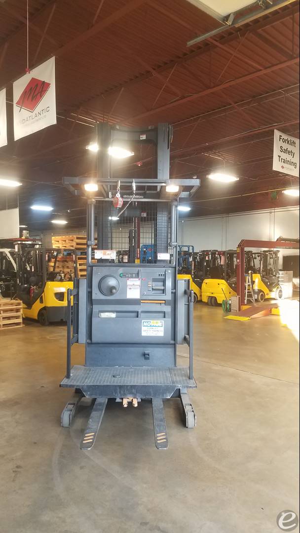 2012 Crown SP3520-30