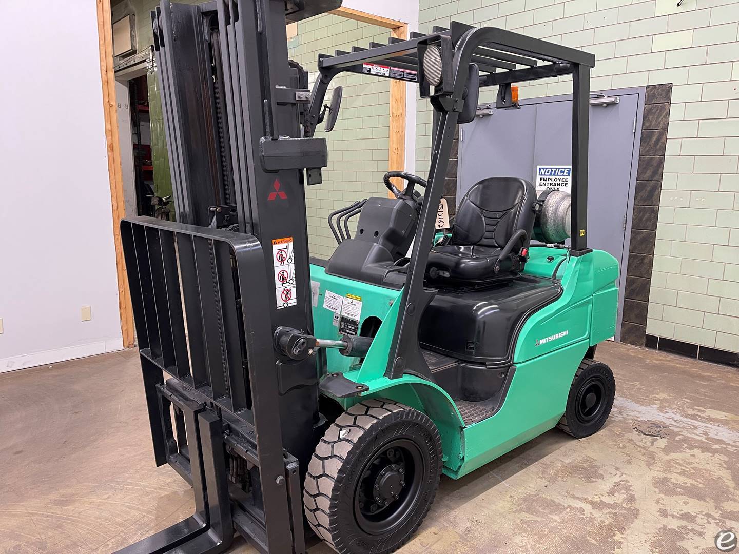 2017 Mitsubishi FG25N3
