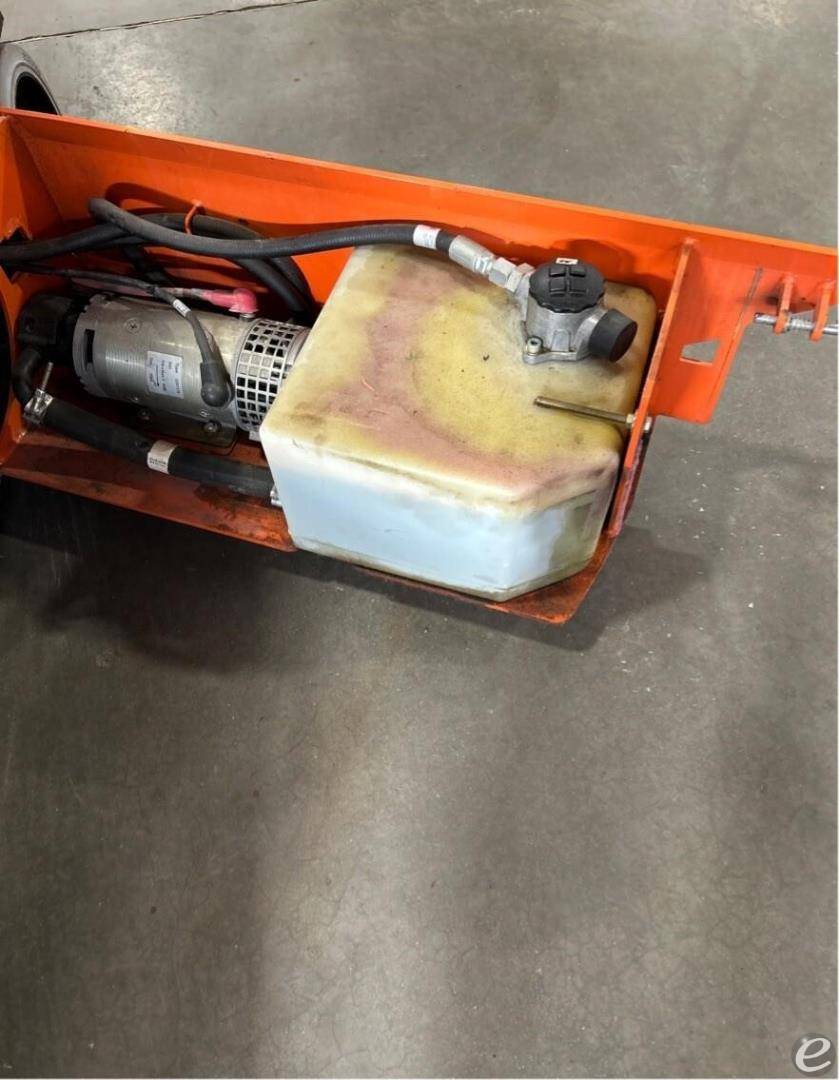 2021 JLG R1932i