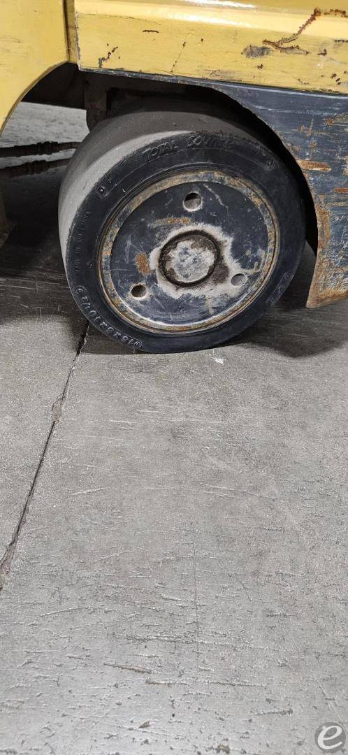 2001 Cat GC30K