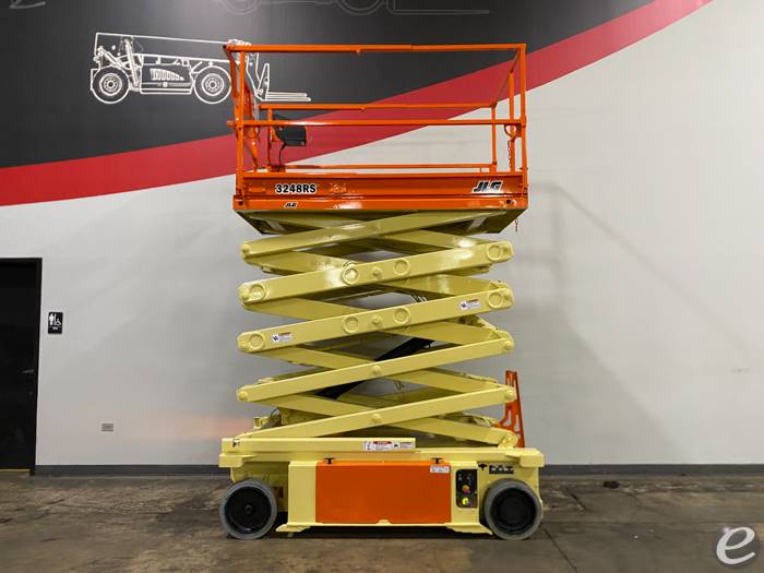2015 JLG 3248RS