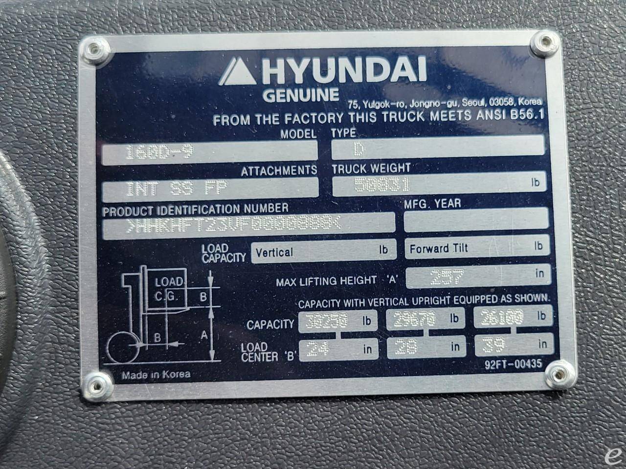 2022 Hyundai 160D-9
