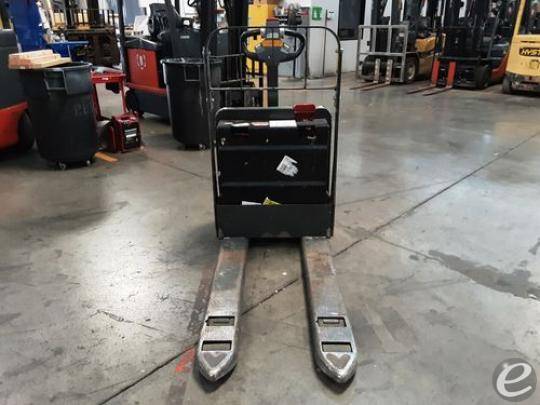 2018 Unicarriers WLXT2W7S22V Electric Forklift - 123Forklift