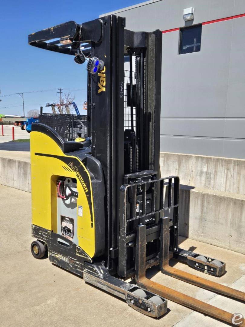 2021 Yale NR045EB