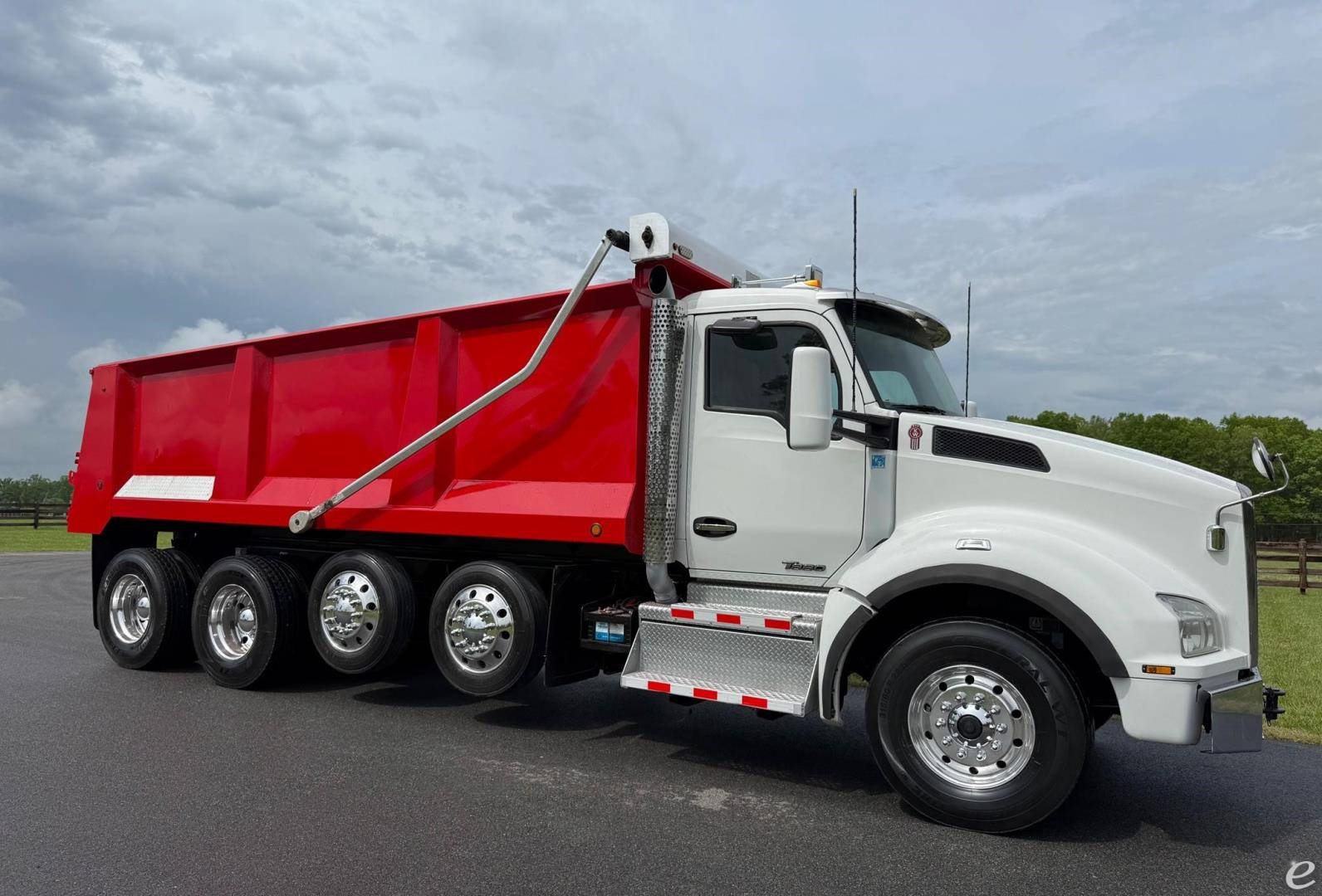 2019 Kenworth T880