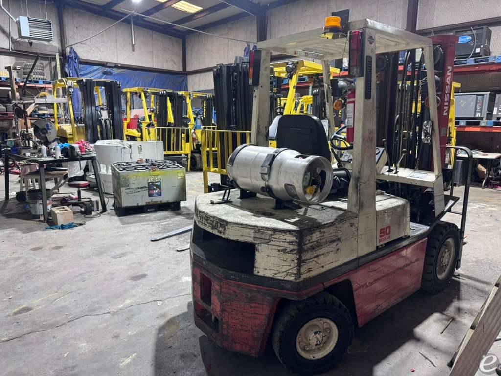 1994 Nissan KPH02A25V