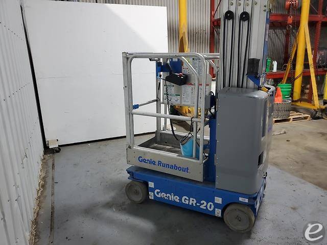 2015 Genie GR-20 Electric Scissor Lift - 123Forklift
