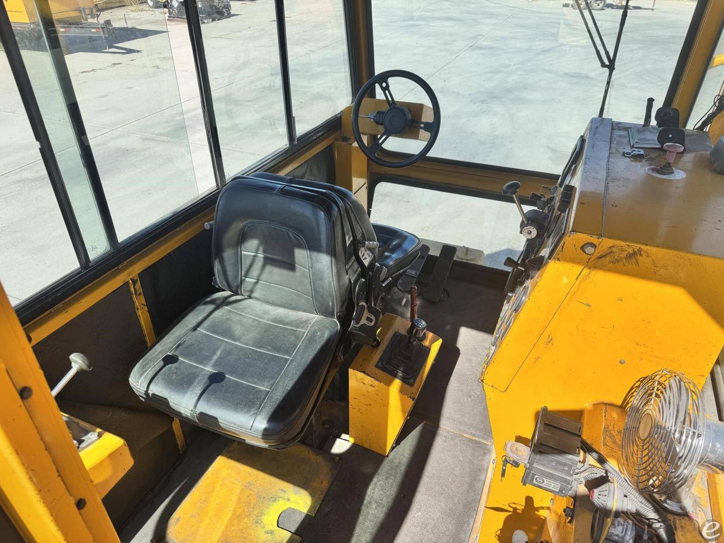 1999 Track Mobile 4650TM