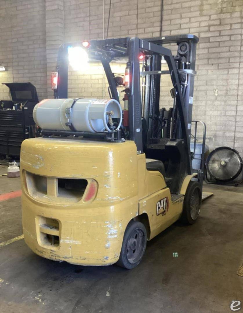2020 Cat 2C8000