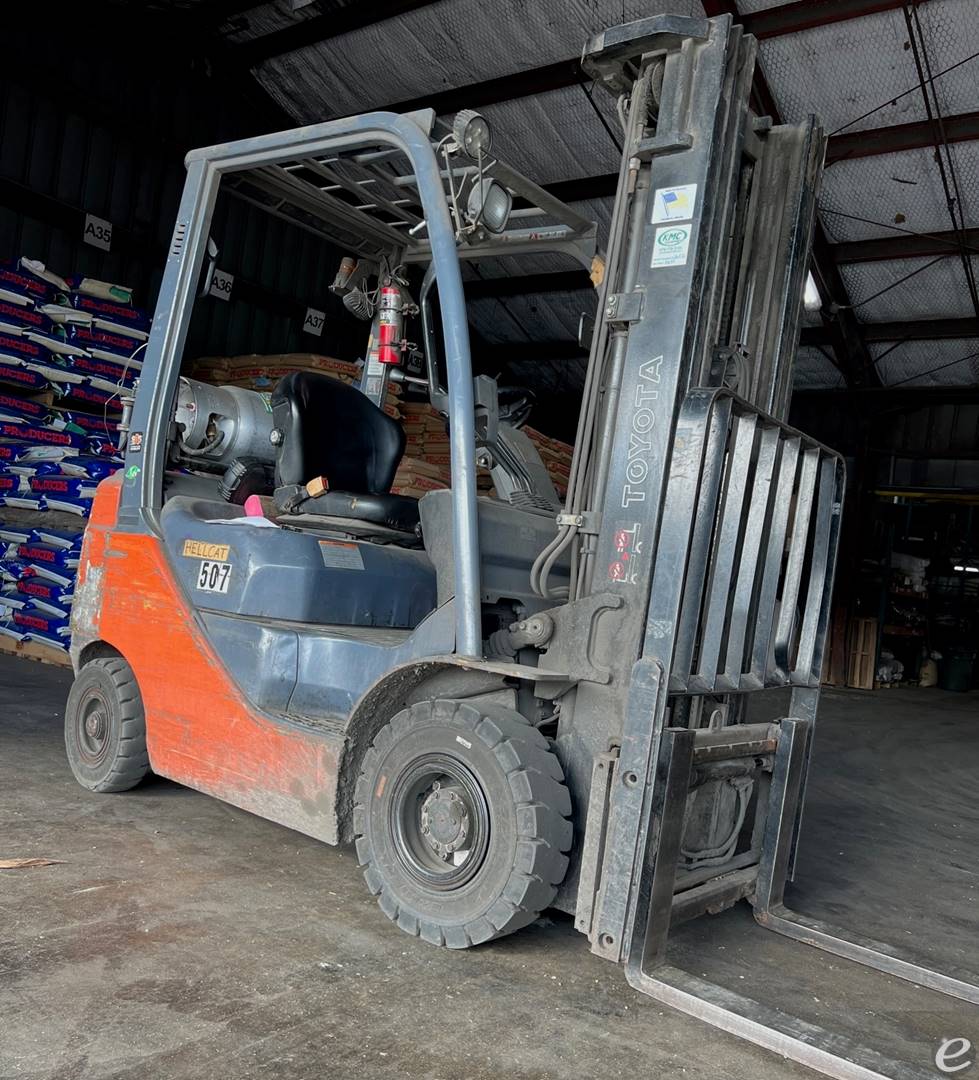 2017 Toyota 8FGU18 LP Gas Forklift