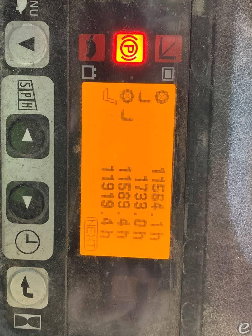 2016 Toyota 8FBCU25 Electric Forklift - 123Forklift