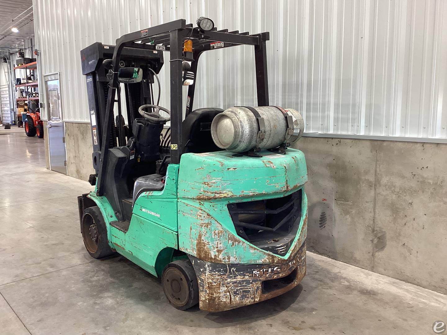 2005 Mitsubishi FGC30N