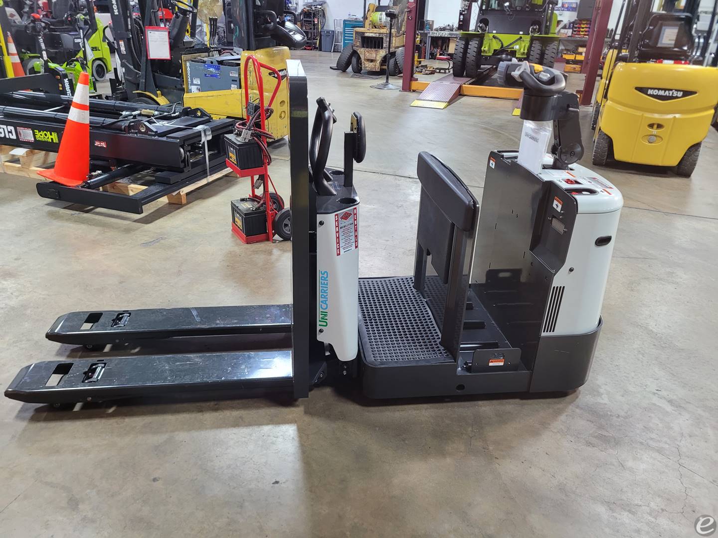 2023 Unicarriers SPXE80 Electric Forklift - 123Forklift