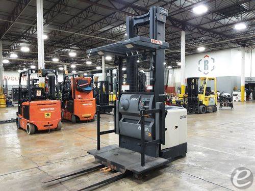2014 Crown SP3520-30
