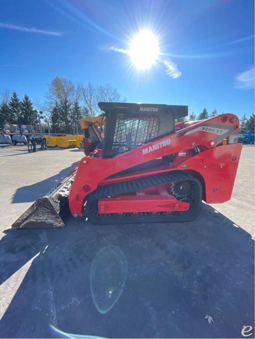 2022 Manitou 3200VT